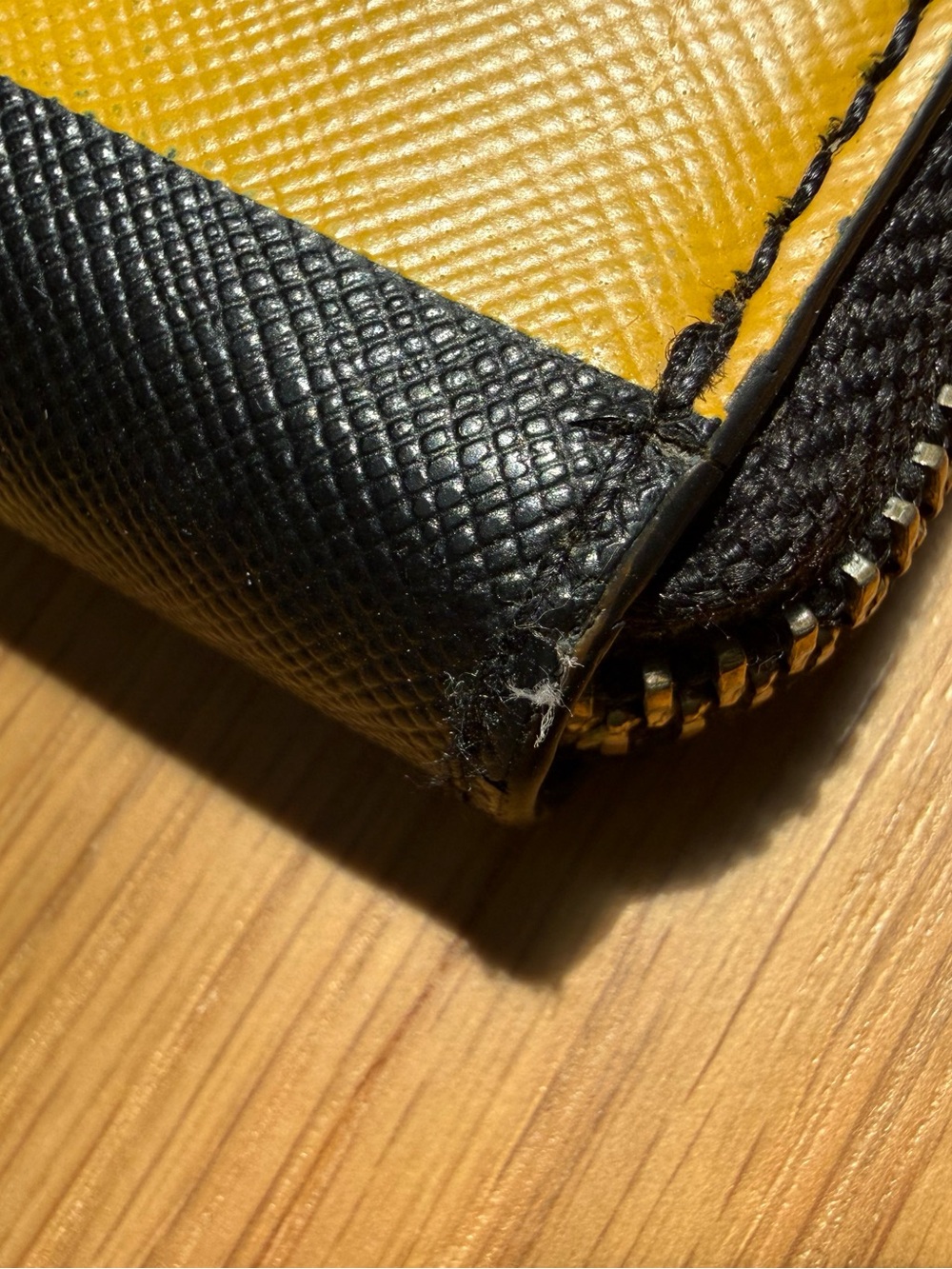 Rare find! Marc Jacobs Black 'Unite Our Future' Zip Continental Wallet - Picture 15 of 15